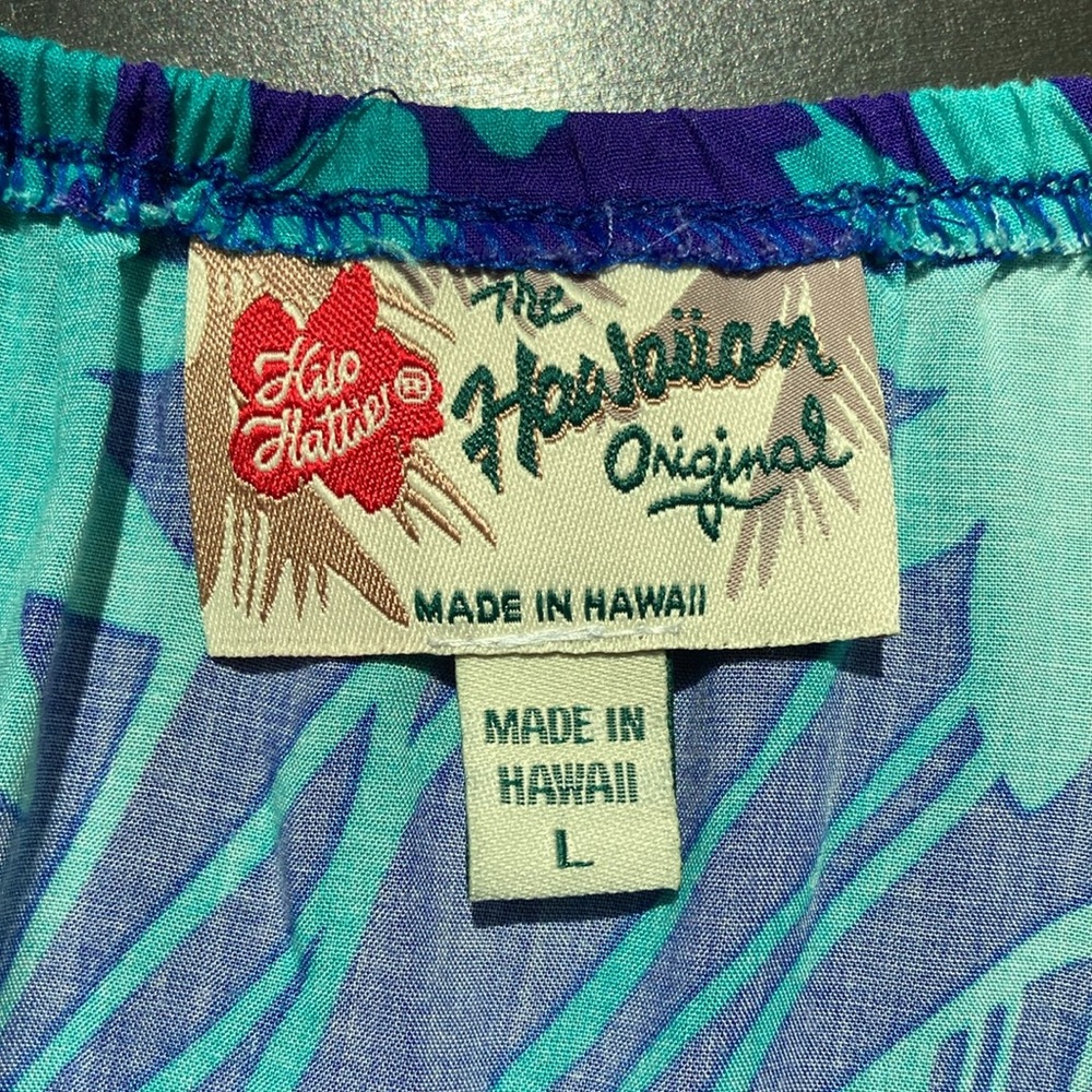 Hilo Hattie Hawaiian shirt - Picture 3 of 4